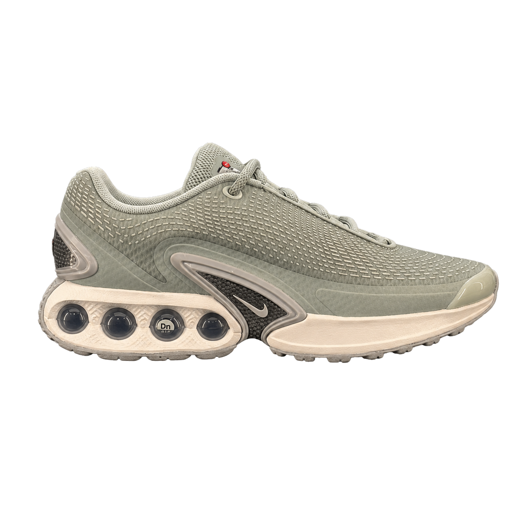 NIKE AIR MAX DN SE