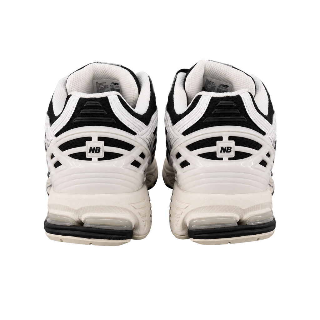 NEW BALANCE 1906R