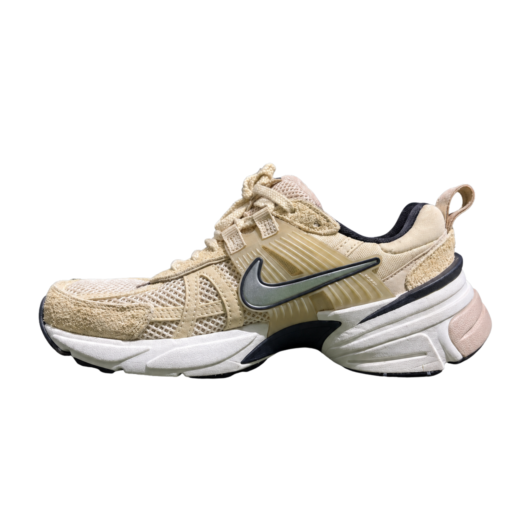 NIKE Wmns V2K RUN 'SESAME'